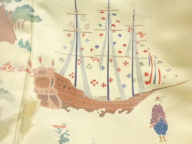 JAPANESE KIMONO / ANTIQUE NANBAN-STYLE SAILBOAT PATTERN KIMONO